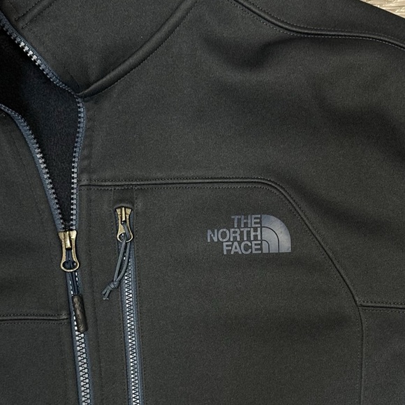 North Face Apex Risor Soft Shell Jacket - Picture 5 of 9